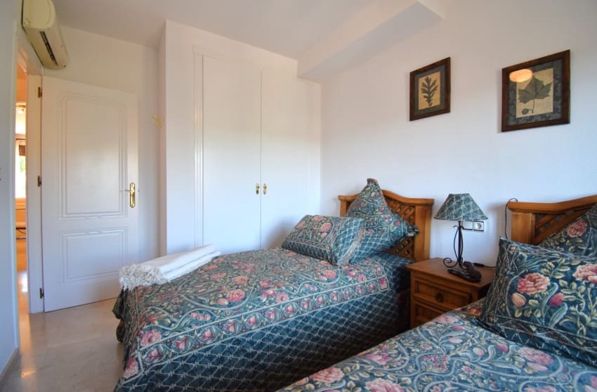 3 soveværelse Byhus til salg i Orihuela Costa med swimmingpool - € 275.000 (Ref: 9974494)