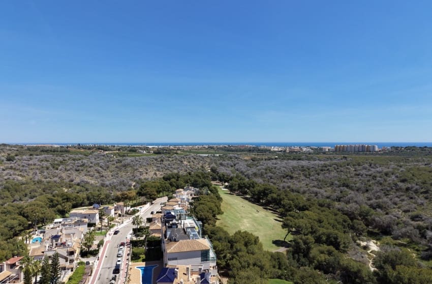 3 soveværelse Byhus til salg i Orihuela Costa med swimmingpool - € 275.000 (Ref: 9974494)
