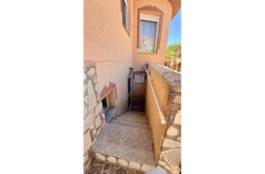 5 slaapkamer Villa te koop in Hondon de las Nieves met zwembad - € 375.000 (Ref: 9974495)