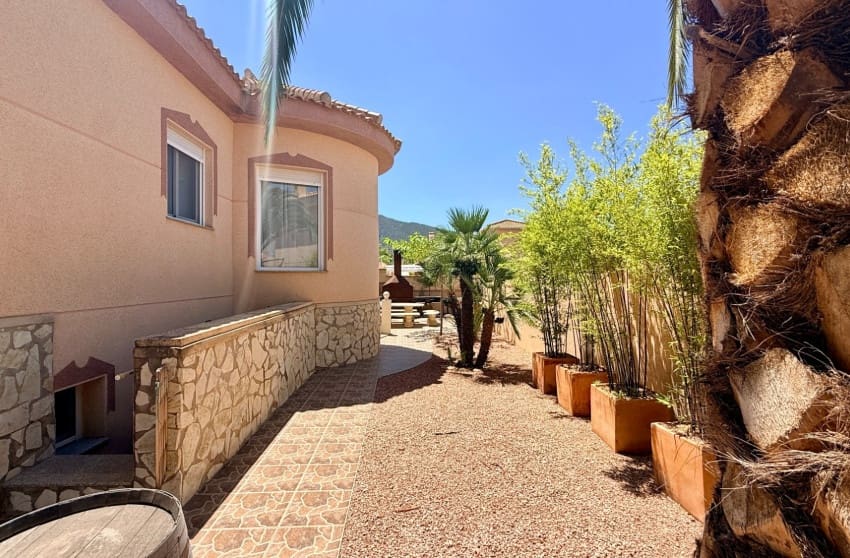 5 slaapkamer Villa te koop in Hondon de las Nieves met zwembad - € 375.000 (Ref: 9974495)