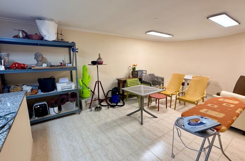 5 slaapkamer Villa te koop in Hondon de las Nieves met zwembad - € 375.000 (Ref: 9974495)