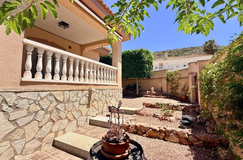 5 slaapkamer Villa te koop in Hondon de las Nieves met zwembad - € 375.000 (Ref: 9974495)