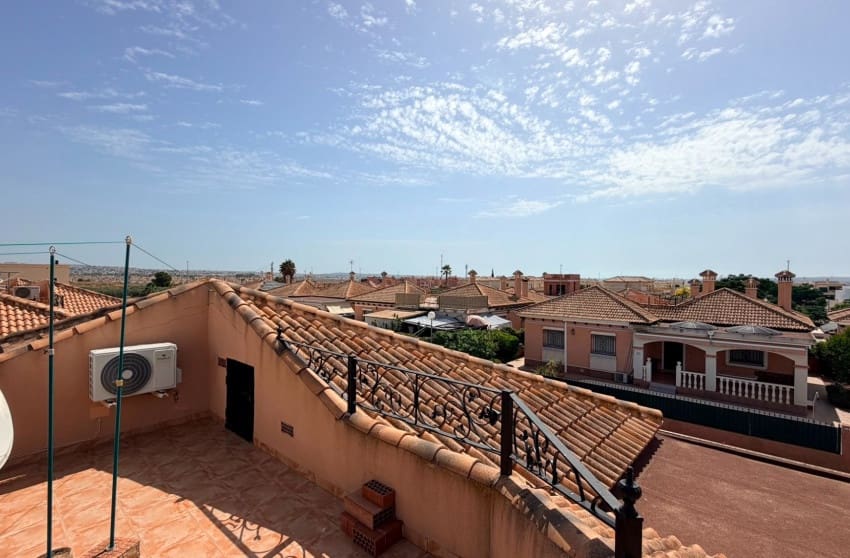 3 chambre Villa/Maison à vendre à Los Montesinos avec piscine - 315 000 € (Ref: 9974497)