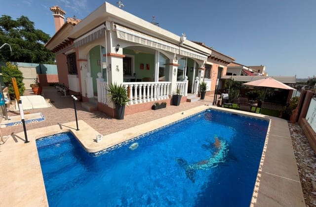 3 soverom Villa til salgs i Los Montesinos med svømmebasseng - € 315 000 (Ref: 9974497)