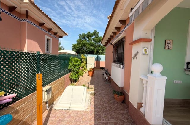 3 soverom Villa til salgs i Los Montesinos med svømmebasseng - € 315 000 (Ref: 9974497)