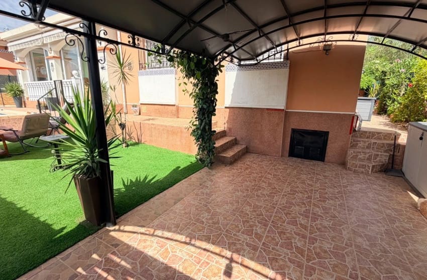 3 chambre Villa/Maison à vendre à Los Montesinos avec piscine - 315 000 € (Ref: 9974497)