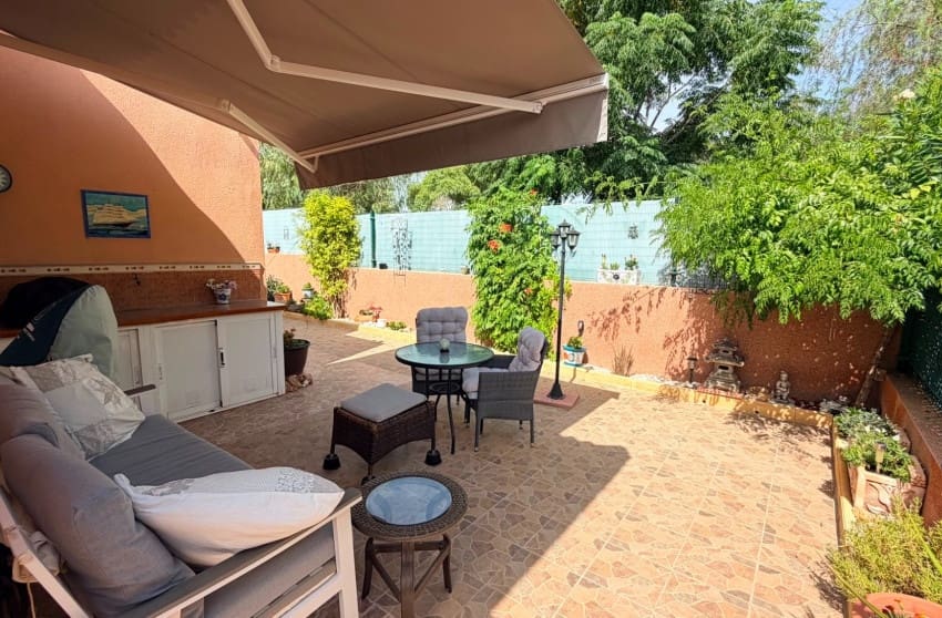 3 chambre Villa/Maison à vendre à Los Montesinos avec piscine - 315 000 € (Ref: 9974497)