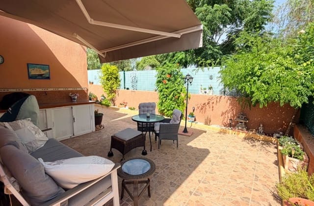 3 soverom Villa til salgs i Los Montesinos med svømmebasseng - € 315 000 (Ref: 9974497)