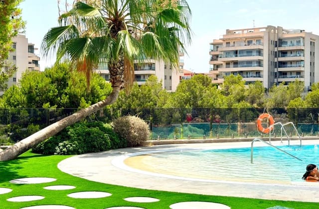 2 soverom Leilighet til salgs i La Zenia, Orihuela med svømmebasseng - € 269 900 (Ref: 9974498)