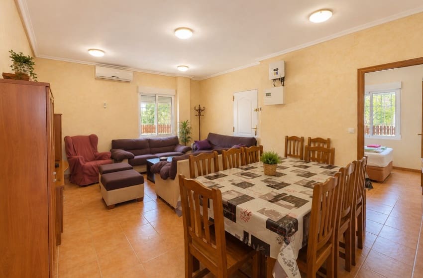 4 bedroom Villa for sale in La Romana with pool - € 360,000 (Ref: 9974500)