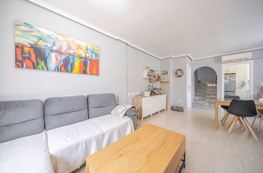 3 sypialnia Dom na sprzedaż w Ciudad Quesada z basenem - 289 000 € (Ref: 9974503)