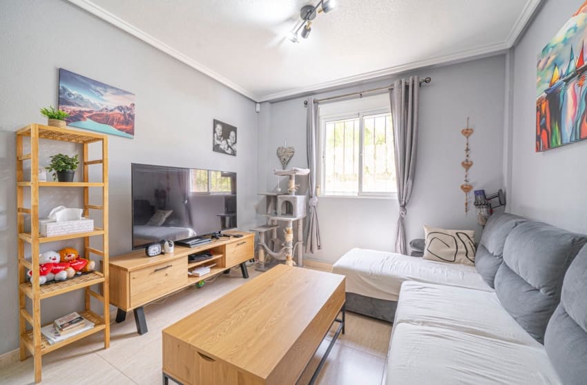 3 sypialnia Dom na sprzedaż w Ciudad Quesada z basenem - 289 000 € (Ref: 9974503)