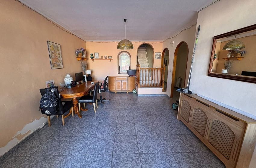 6 bedroom Townhouse for sale in Monovar / Monover with pool - € 165,500 (Ref: 9974504)