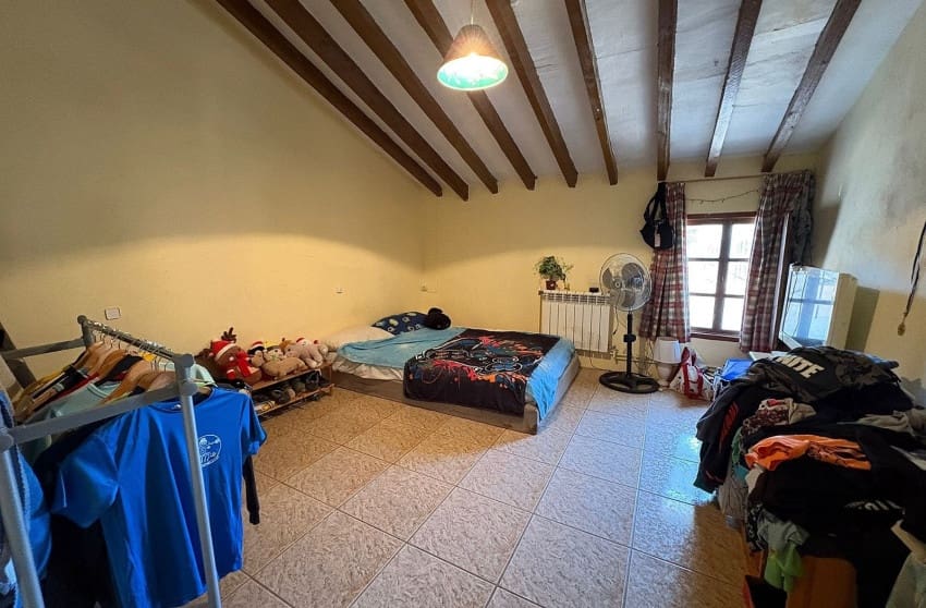 6 bedroom Townhouse for sale in Monovar / Monover with pool - € 165,500 (Ref: 9974504)