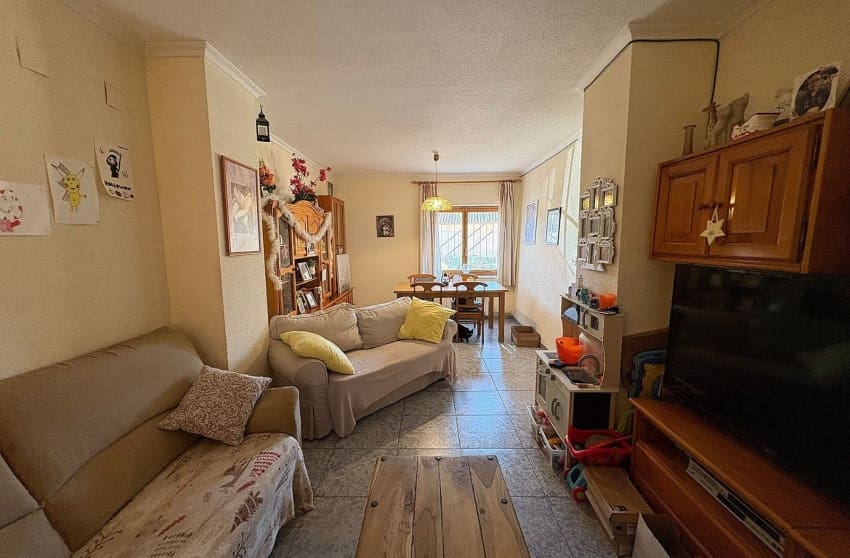 6 bedroom Townhouse for sale in Monovar / Monover with pool - € 165,500 (Ref: 9974504)