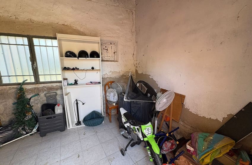 6 bedroom Townhouse for sale in Monovar / Monover with pool - € 165,500 (Ref: 9974504)