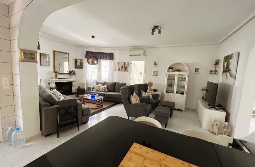 4 sypialnia Willa na sprzedaż w La Marquesa z basenem - 625 000 € (Ref: 9974506)