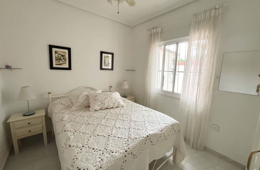 4 sypialnia Willa na sprzedaż w La Marquesa z basenem - 625 000 € (Ref: 9974506)
