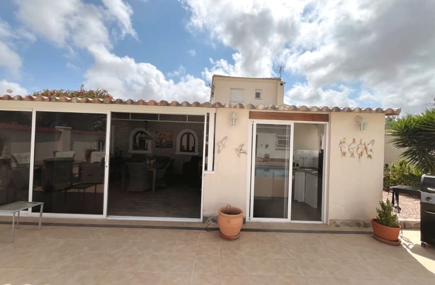 4 sypialnia Willa na sprzedaż w La Marquesa z basenem - 625 000 € (Ref: 9974506)