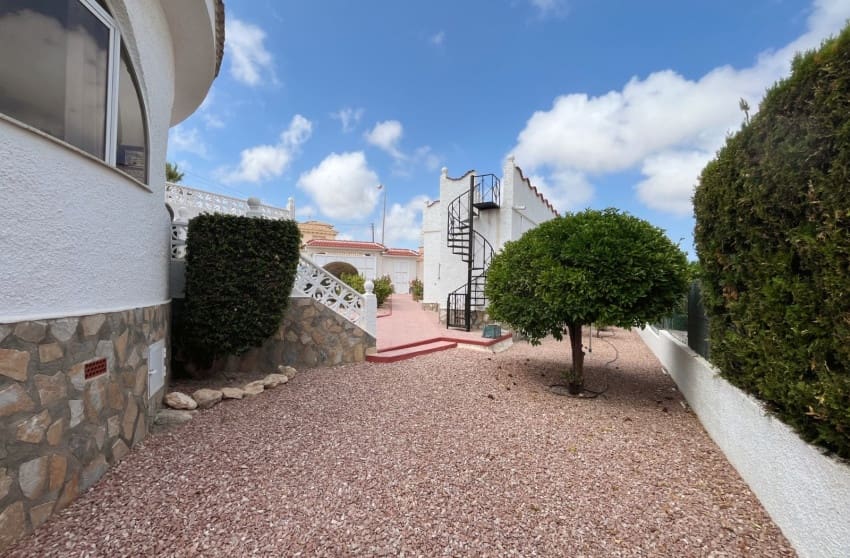 4 sypialnia Willa na sprzedaż w La Marquesa z basenem - 625 000 € (Ref: 9974506)