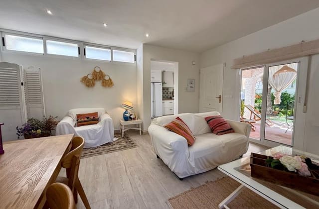 3 Zimmer Villa zu verkaufen in Dehesa de Campoamor, Orihuela mit Pool - 435.000 € (Ref: 9974507)