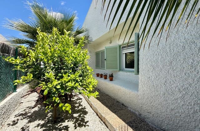 3 Zimmer Villa zu verkaufen in Dehesa de Campoamor, Orihuela mit Pool - 435.000 € (Ref: 9974507)