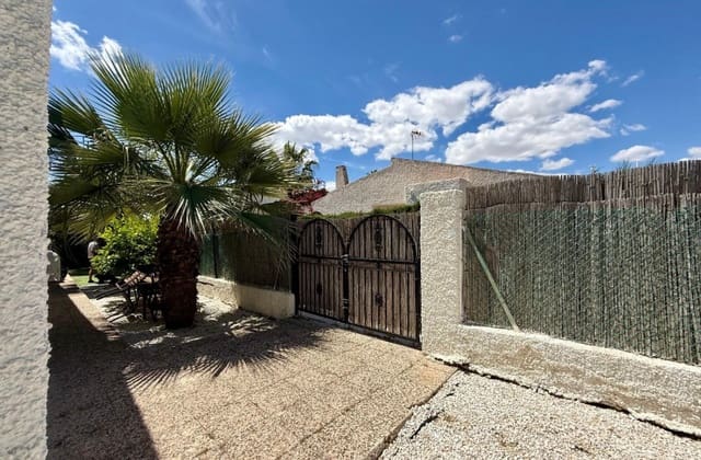3 Zimmer Villa zu verkaufen in Dehesa de Campoamor, Orihuela mit Pool - 435.000 € (Ref: 9974507)