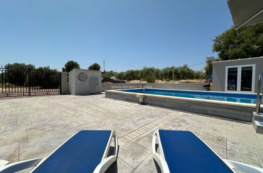 4 chambre Villa/Maison à vendre à Aspe avec piscine garage - 259 950 € (Ref: 9974510)