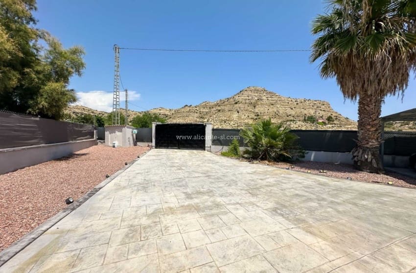 4 chambre Villa/Maison à vendre à Aspe avec piscine garage - 259 950 € (Ref: 9974510)