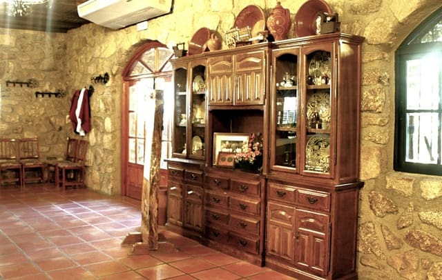 9 bedroom Hotel for sale in Valencia de Alcántara with pool garage - € 1,100,000 (Ref: 8895332)