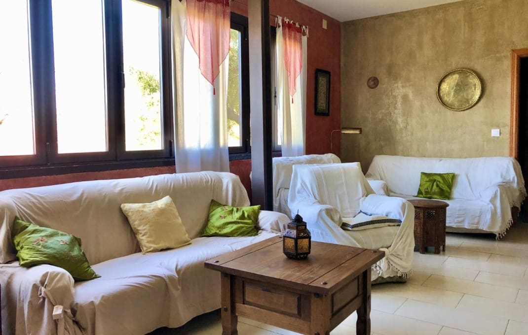 9 slaapkamer Hotel te koop in Pinos Genil met zwembad - € 990.000 (Ref: 8895333)