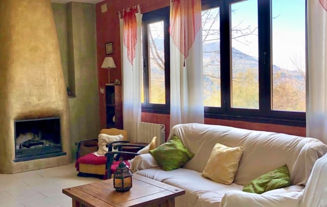 9 soverom Hotell til salgs i Pinos Genil med svømmebasseng - € 990 000 (Ref: 8895333)