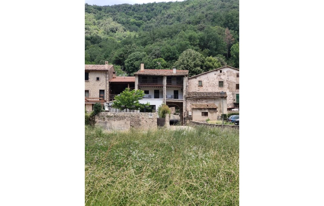 4 bedroom Hotel for sale in Olot - € 760,000 (Ref: 8897980)