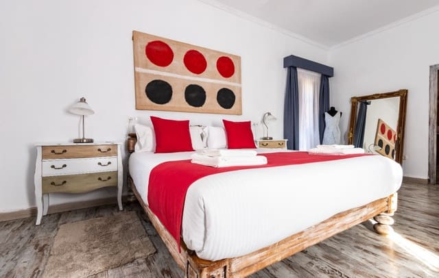 5 chambre Hôtel à vendre à Torremolinos avec piscine - 1 300 000 € (Ref: 8897983)