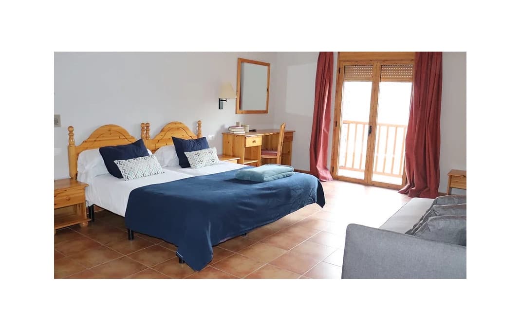 47 soveværelse Hotel til salg i Alp - € 3.500.000 (Ref: 8897992)