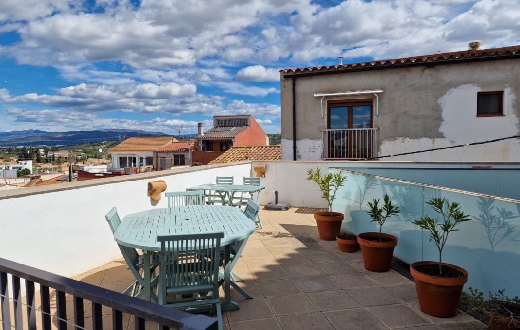 10 bedroom Hotel for sale in Tarragona city - € 590,000 (Ref: 8897999)