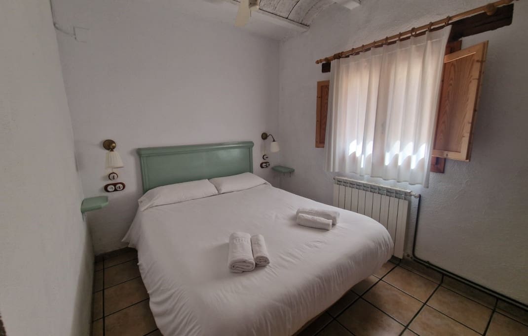 10 bedroom Hotel for sale in Tarragona city - € 590,000 (Ref: 8897999)