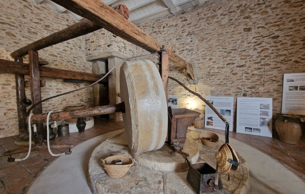 10 bedroom Hotel for sale in Tarragona city - € 590,000 (Ref: 8897999)