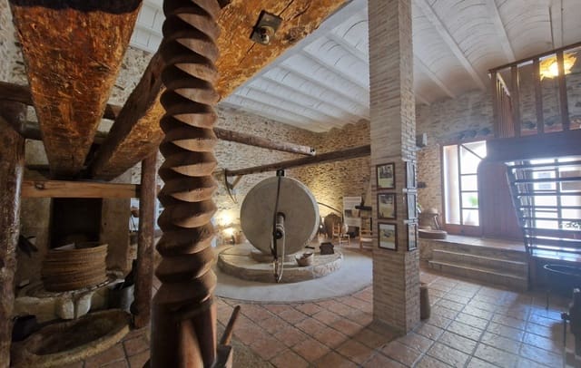 10 camera da letto Hotel in vendita in Tarragona città - 590.000 € (Rif: 8897999)