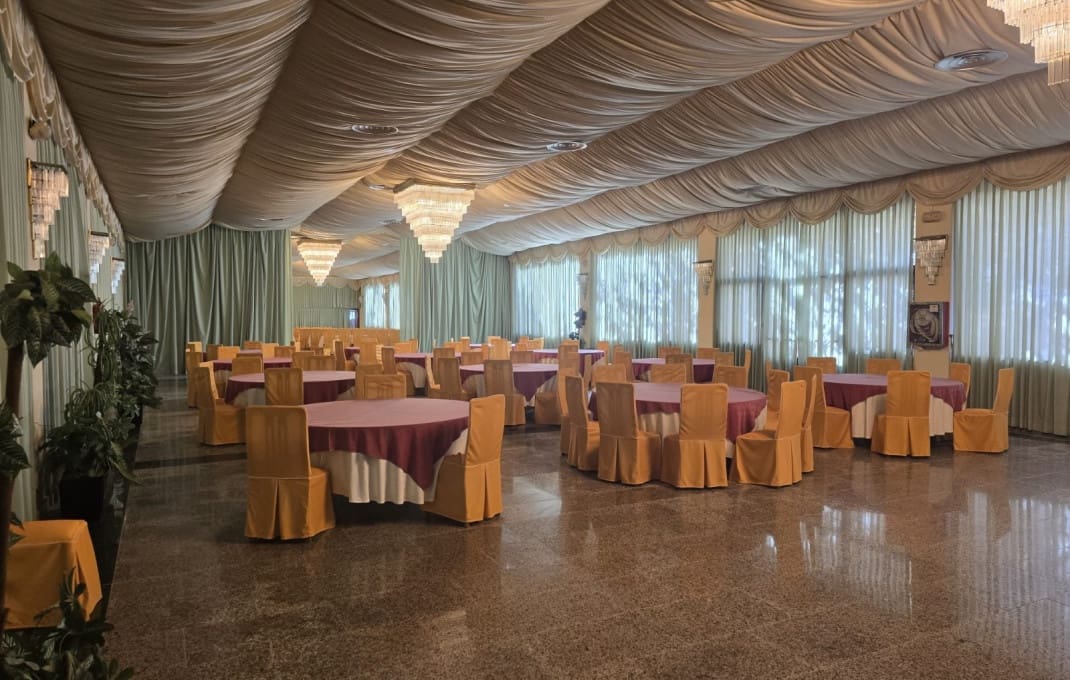 60 quarto Pousada para venda em Madrid cidade - 4 500 000 € (Ref: 8898000)