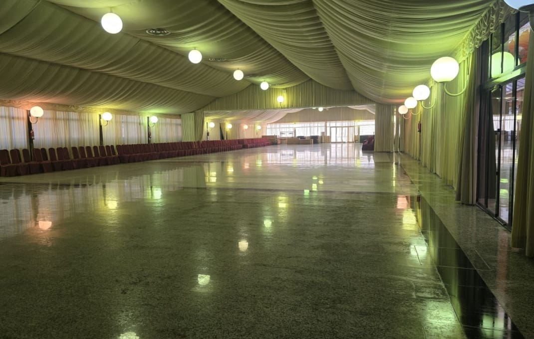 60 quarto Pousada para venda em Madrid cidade - 4 500 000 € (Ref: 8898000)