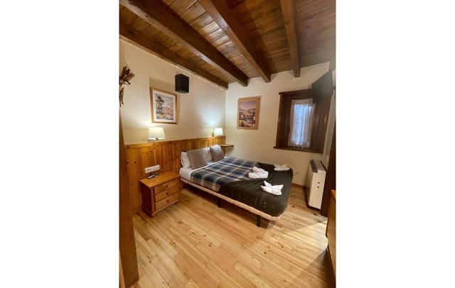 9 bedroom Hotel for sale in La Vall de Boí - € 950,000 (Ref: 8898011)