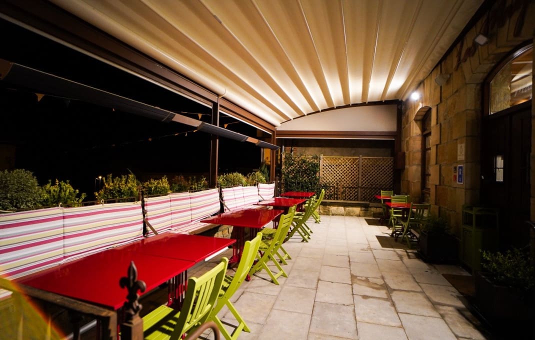 12 soveværelse Hotel til salg i Quintanar de la Sierra med garage - € 4.500.000 (Ref: 8912146)