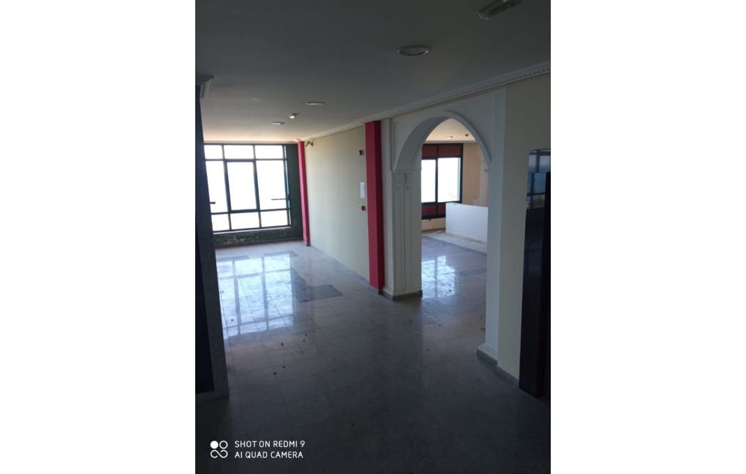 24 soveværelse Hotel til salg i Oia med swimmingpool garage - € 950.000 (Ref: 8913564)