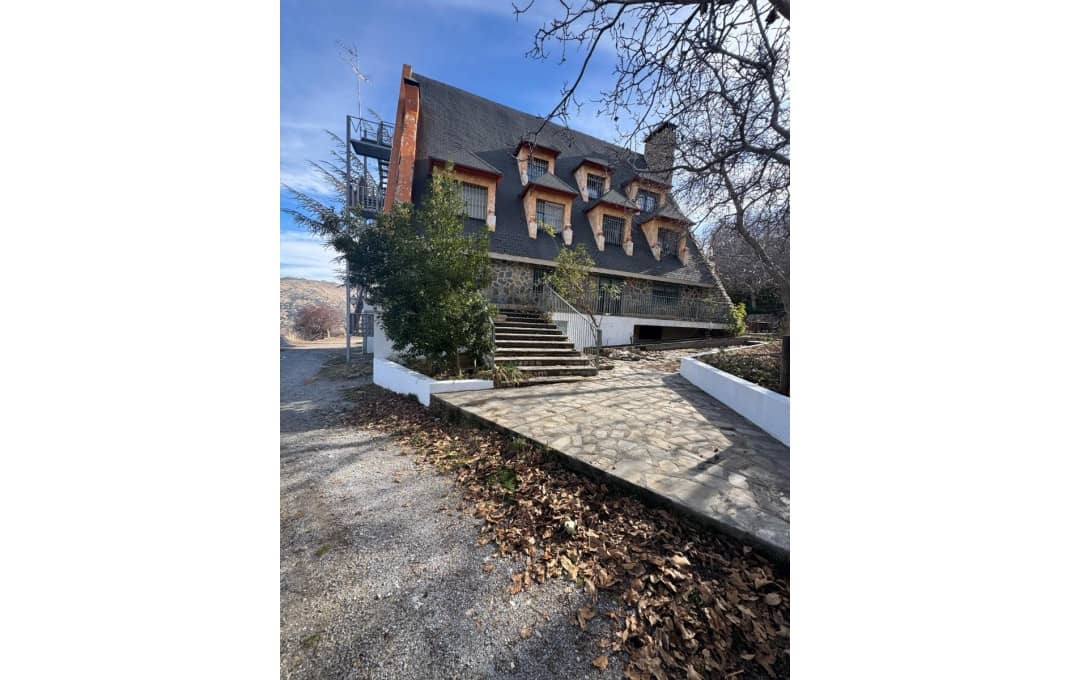 6 soveværelse Hotel til salg i Guejar Sierra med swimmingpool - € 1.700.000 (Ref: 9015765)