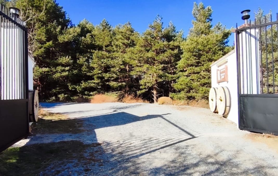 6 soveværelse Hotel til salg i Guejar Sierra med swimmingpool - € 1.700.000 (Ref: 9015765)