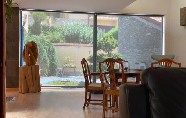 Hotel for sale in San Esteban del Valle with pool - € 697,500 (Ref: 9030766)