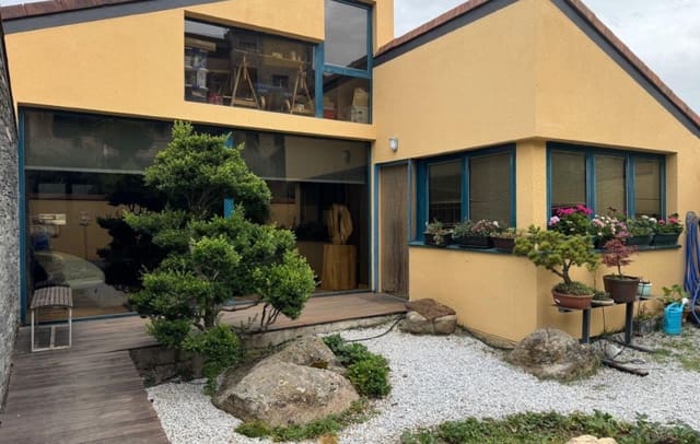 Hotel for sale in San Esteban del Valle with pool - € 697,500 (Ref: 9030766)