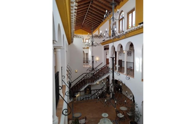 34 slaapkamer Hotel te koop in Zagrilla, Priego de Córdoba met zwembad - € 3.300.000 (Ref: 9030767)
