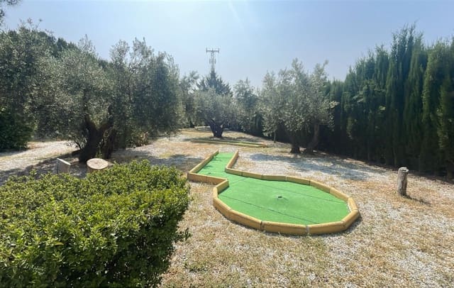 13 bedroom Hotel for sale in Pozo Alcón with pool - € 850,000 (Ref: 9031299)